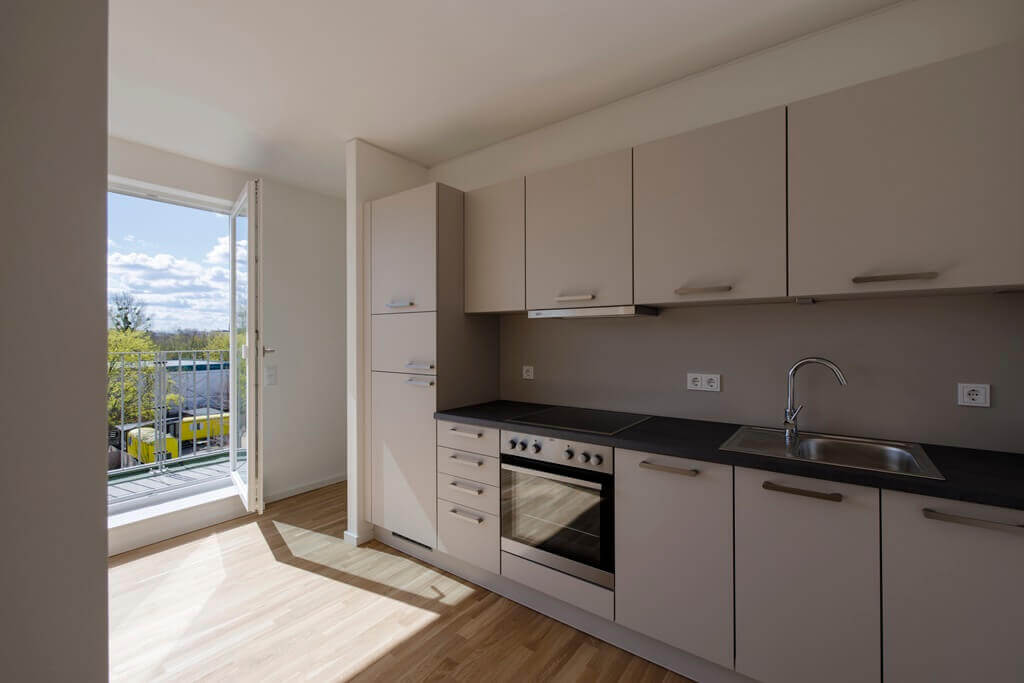 Kitchen in Lacus Quartier apartment