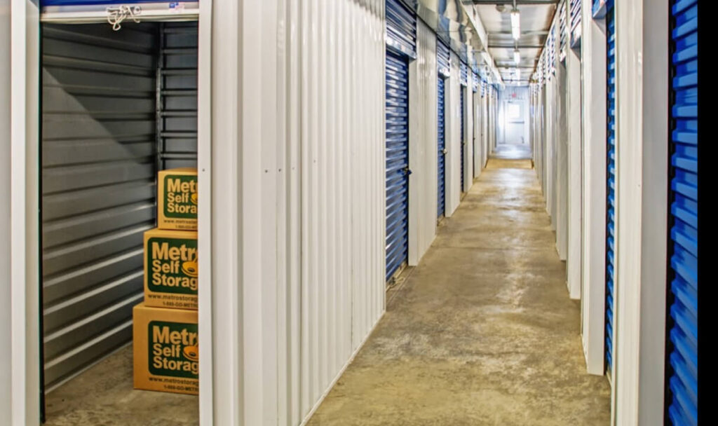 Corridor with garages to both sides