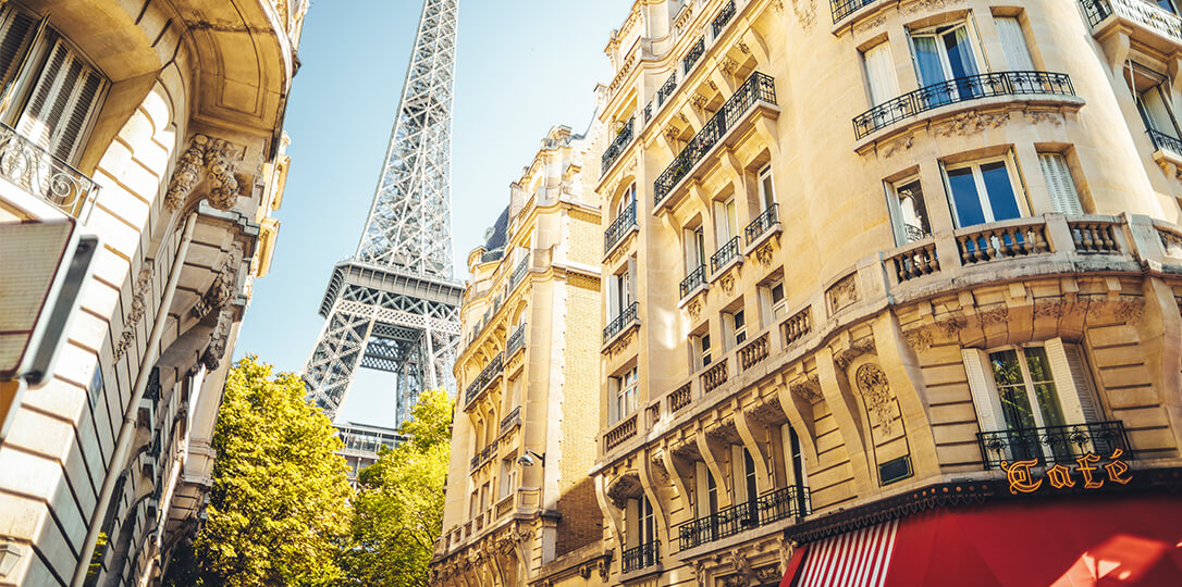 Tenement houses against the Eiffel tower